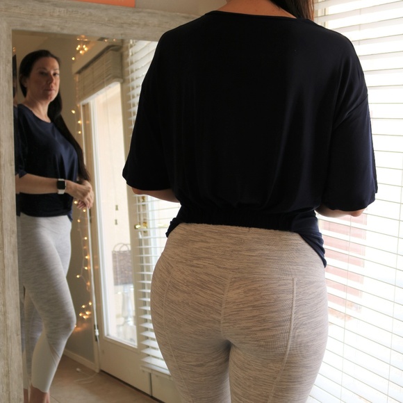 Active Top with Twisted Front Accent - Picture 4 of 7